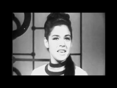 GALE GARNETT --&quot; We&#039;ll Sing In The Sunshine&quot; 1966