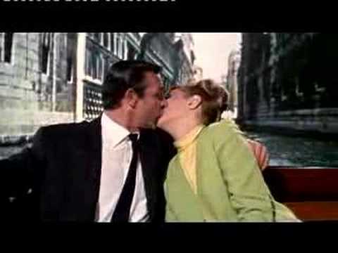 FROM RUSSIA WITH LOVE TRAILER
