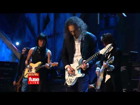 Jeff Beck, Jimmy Page and Flea with Metallica - Train Kept A Rollin&#039; 2009 HQ